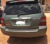 Sharp 9ja used 05 Highlander!