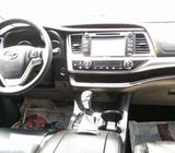 Tokunbo 2014 model Toyota Highlander XLE full option for sale