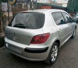 ADORABLE MOTORS: A clean, sound 05 Peugeot 307