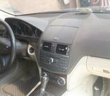 Benz C300 (2010 Full Option)