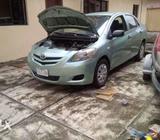 Clean Toyota yaris for sale