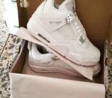 Jordan Pure Money Retro White