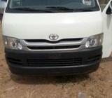 Toyota hiace bus for quick grab