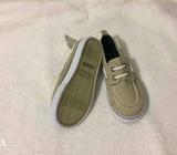 Carters lovely size 9 sneakers